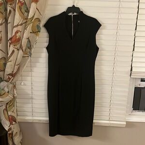 Alexia Admor Black V-Neck Mini Dress